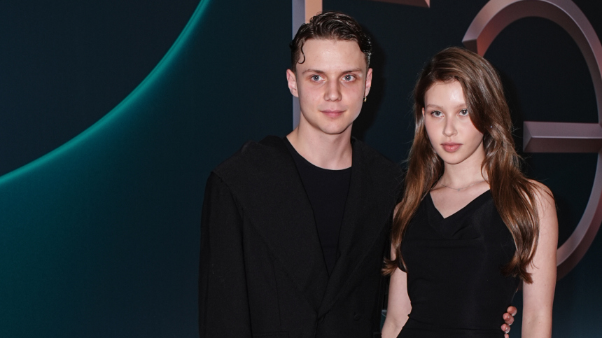 Молодая пара: продюсер допустил тайную помолвку Анны Пересильд и Вани Дмитриенко