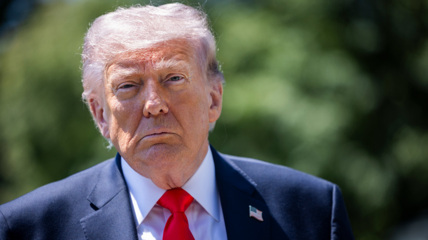 Любовное похлопывание: Трамп заявил о продолжении перемирия между США и Ираном