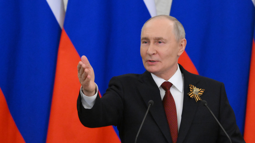 Пусть приезжает в Москву: Путин о желании Зеленского встретиться