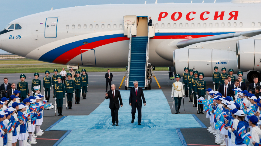Владимир Путин прибыл в Казахстан с государственным визитом