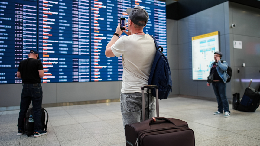 С любимыми не расставайтесь: как отпуск порознь бьет по браку