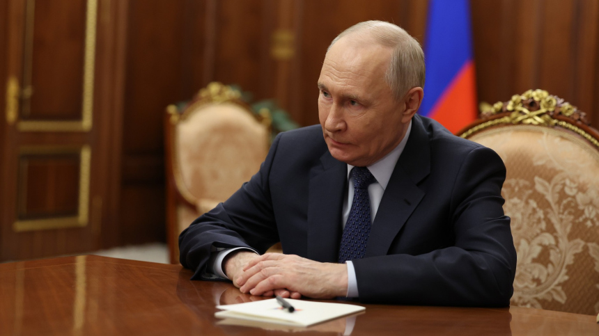 Их другому не научили: Путин назвал руководство киевского режима лицедеями
