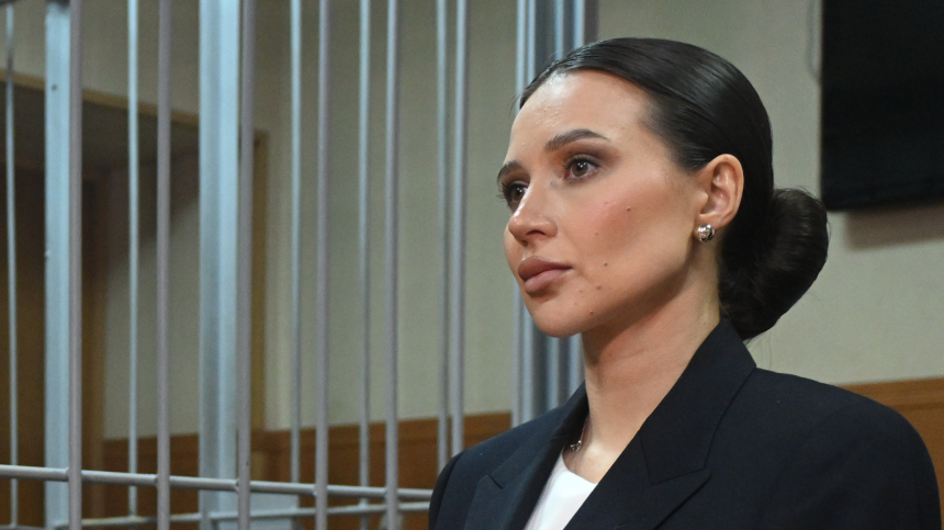 Онкобольная Лерчек запустила собственный бренд одежды