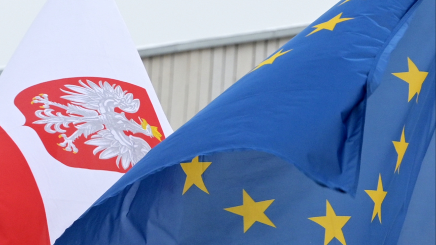 Бандеровцы у власти: Польша грозит Украине заблокировать путь в ЕС