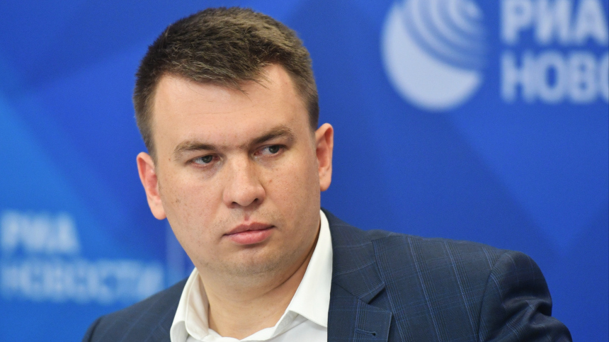 Вину не признает: адвокат блогера Ремесло об аресте