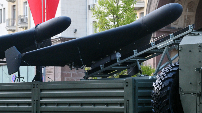 ВС РФ поразили военную инфраструктуру ВСУ в порту Николаев