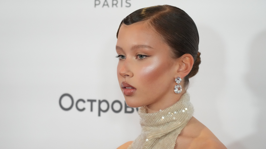 Это тяжело: Анна Пересильд объяснила, почему не захотела обучаться у родителей