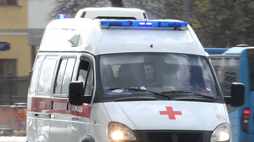 При столкновении двух автобусов в Петербурге пострадали 11 человек