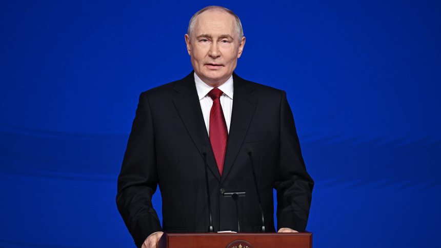Путин присвоил звание Город трудовой доблести 12 городам